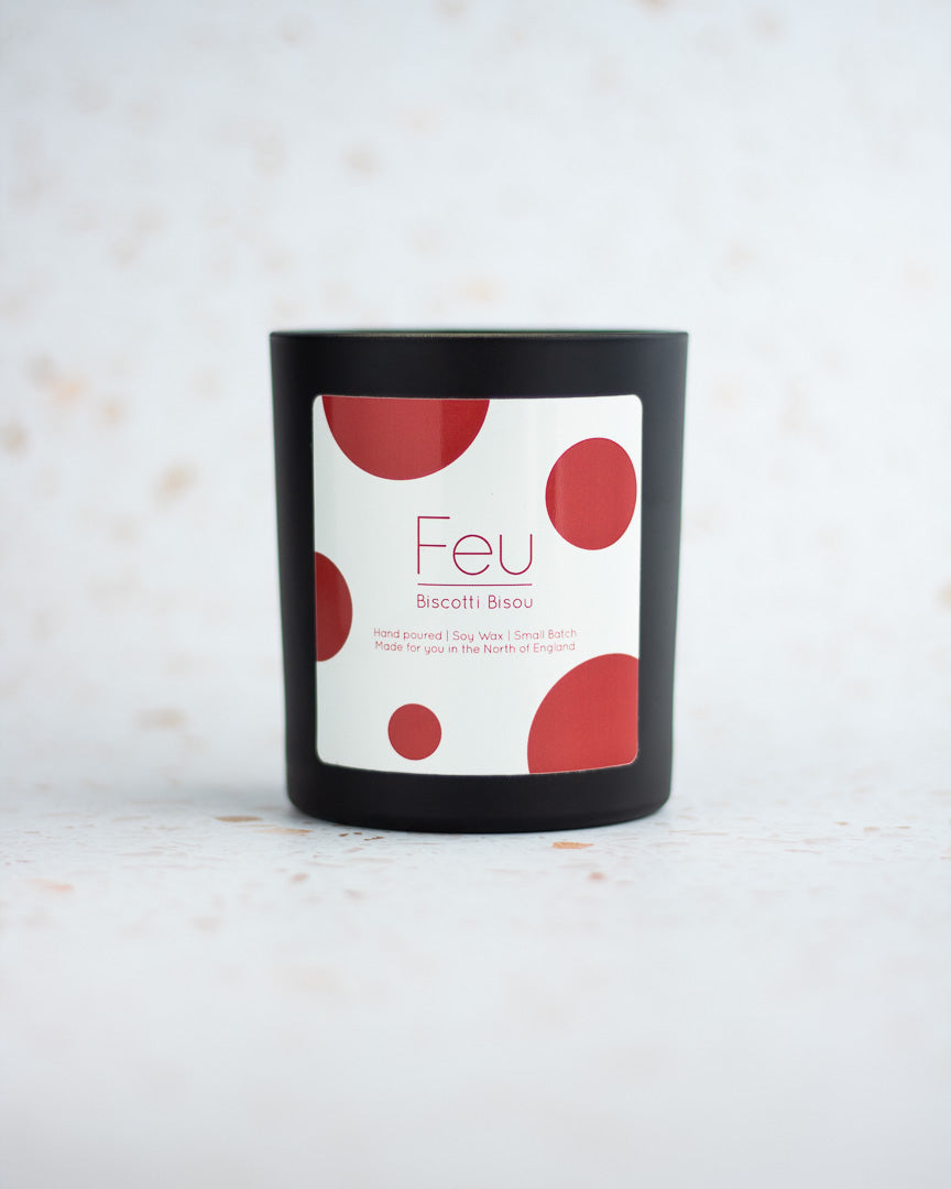 Feu Biscotti Bisou Soy Wax Candle Sticks & Socks Dog Lifestyle Store 